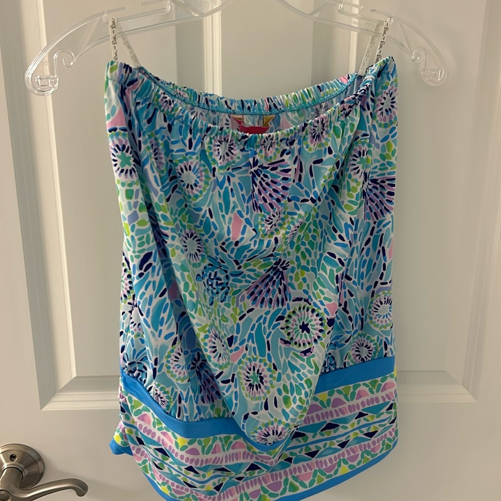 Lilly Pulitzer tube top
Med 
Brand new